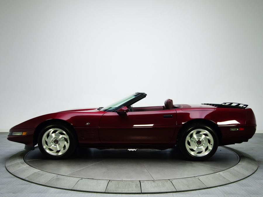  Chevrolet Corvette Convertible 40th Anniversary 1993 года  (фото 9 из 25)